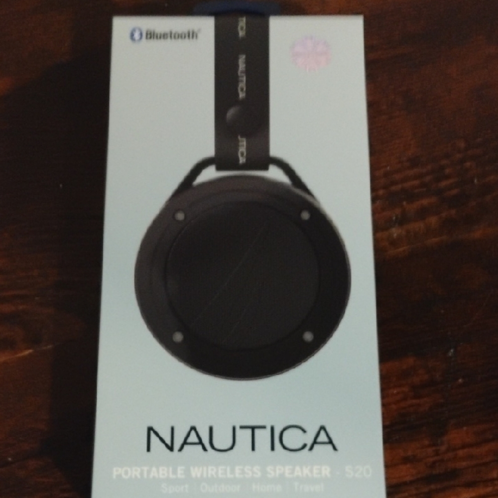 Nautica Black Bluetooth Speaker
